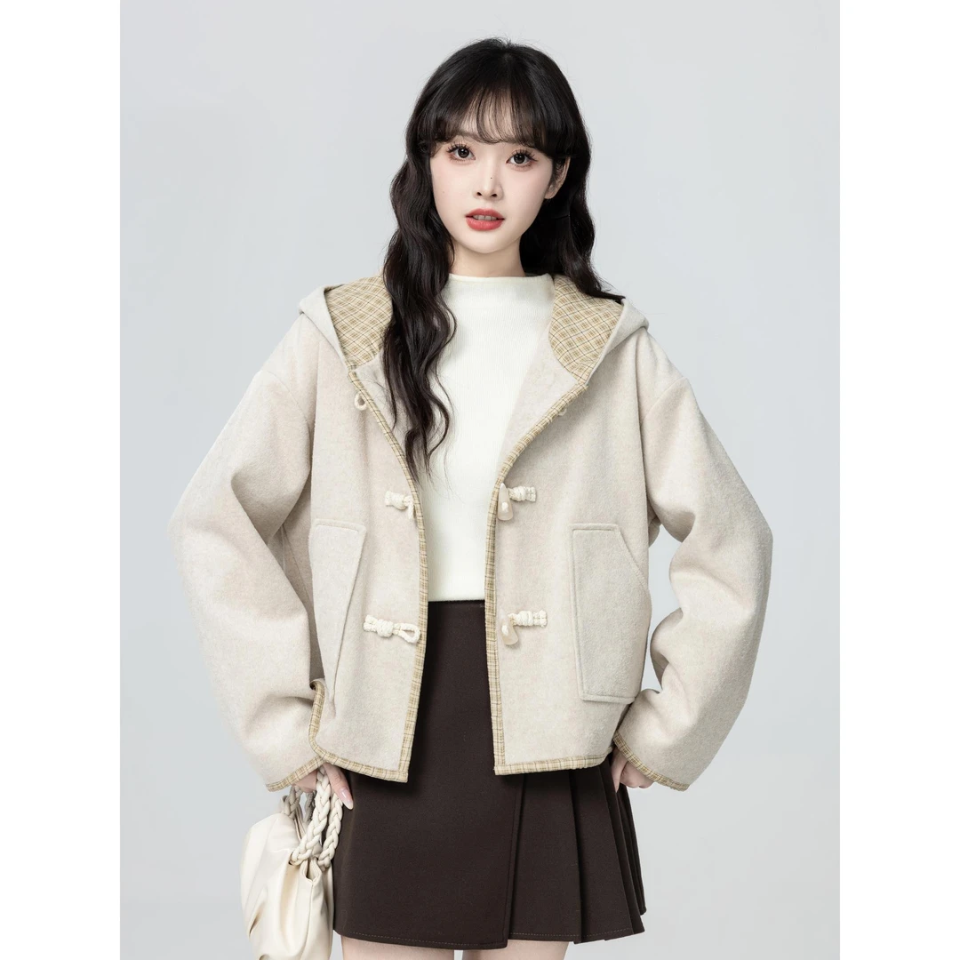 燕麦色连帽毛呢外套女秋季今年新款宽松呢子大衣开衫短款上衣女款