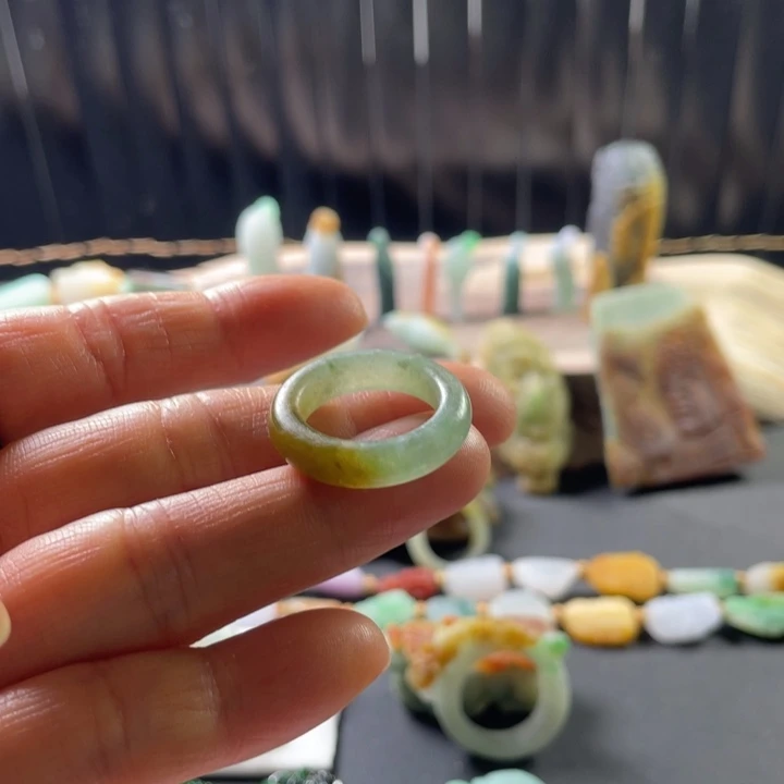 未镶嵌定制翡翠空**眸