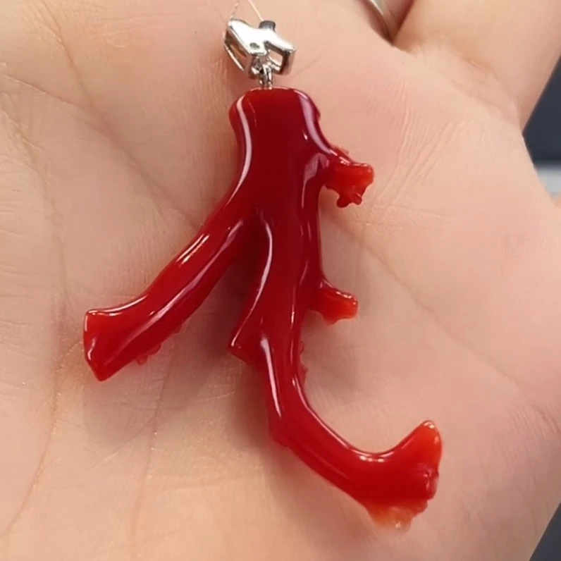 天然宝石红珊瑚吊坠