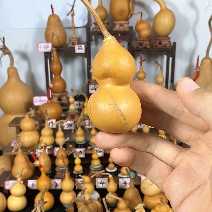 六**迹丑葫芦文玩