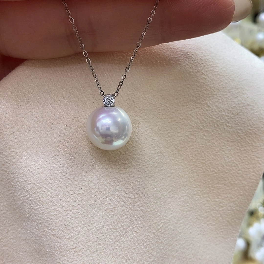 18K金镶嵌淡水珍珠吊坠