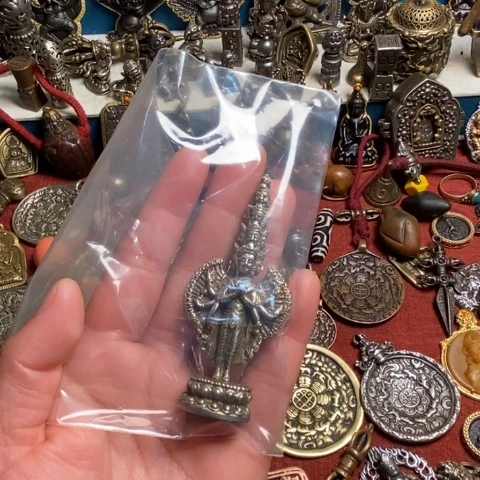 泥塑张*金小元素品相完美