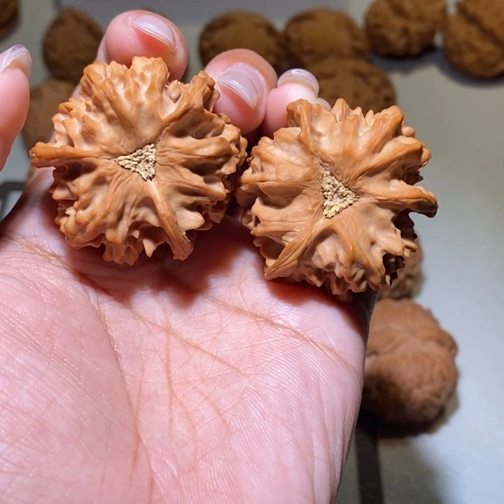 下***号核桃手串/手链三棱