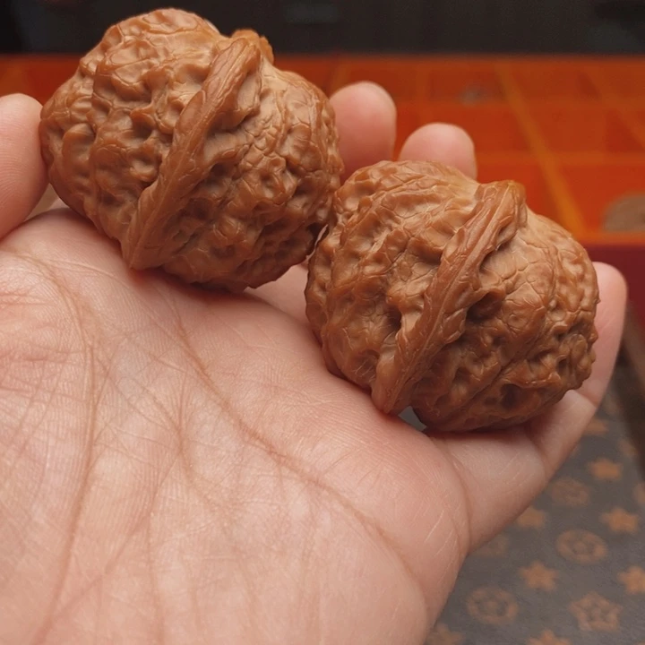 把件文玩核桃血麒麟40尺