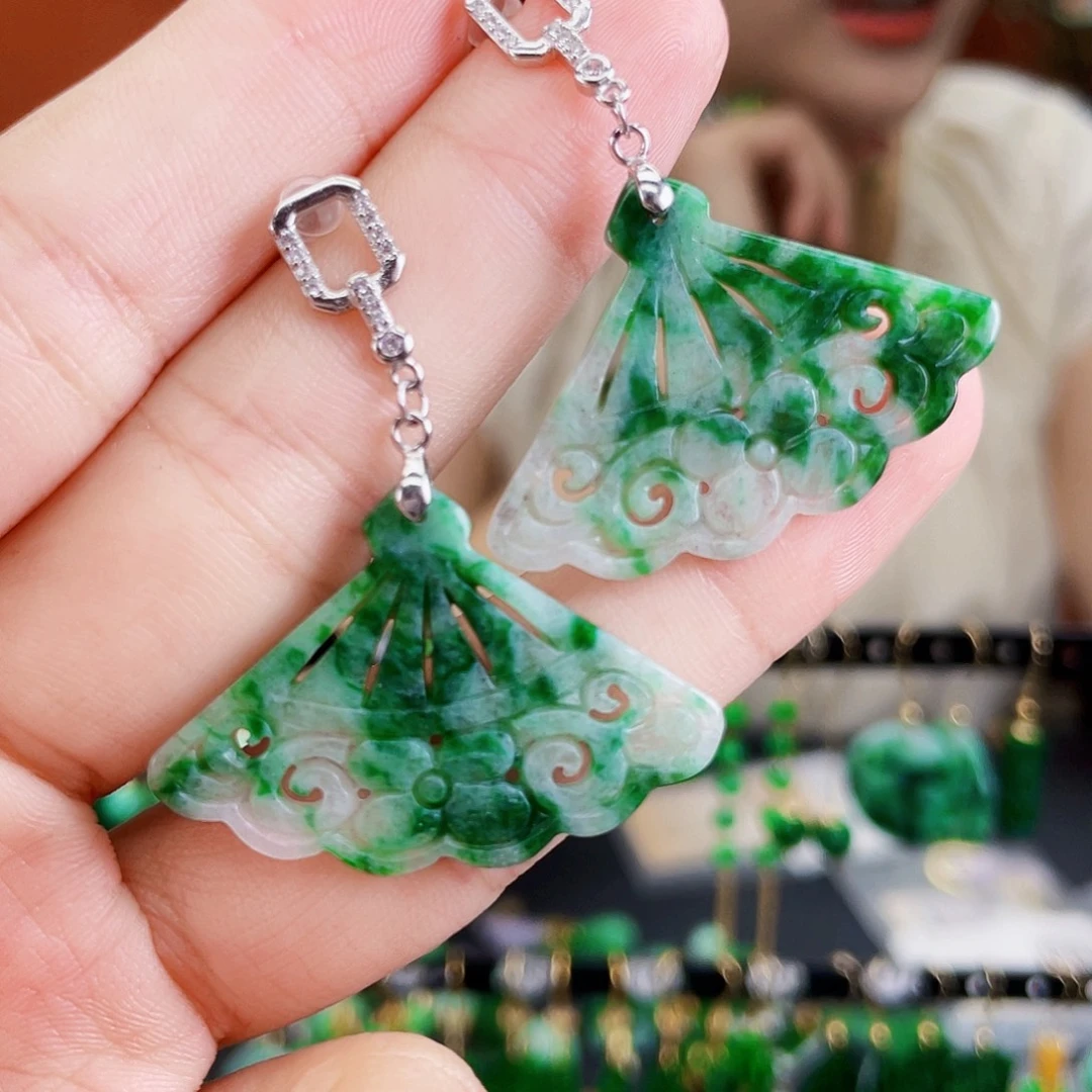 银S925镶嵌翡翠耳饰