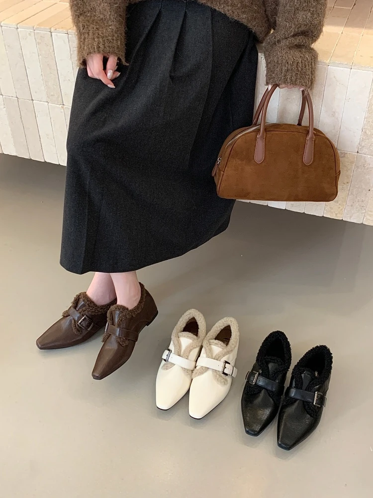 法式复古毛毛鞋女2025秋冬新款外穿平底皮带扣方头浅口玛丽珍单鞋