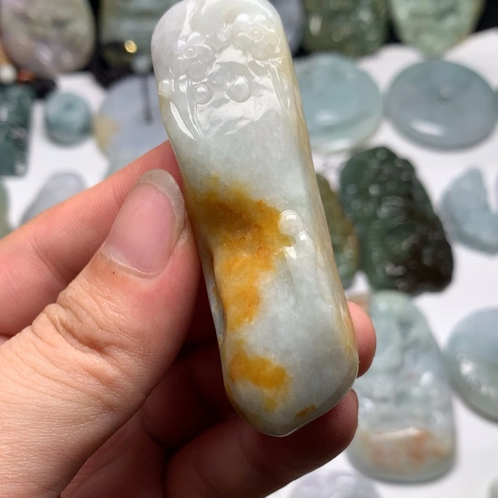翡翠未镶嵌颈饰悟道43