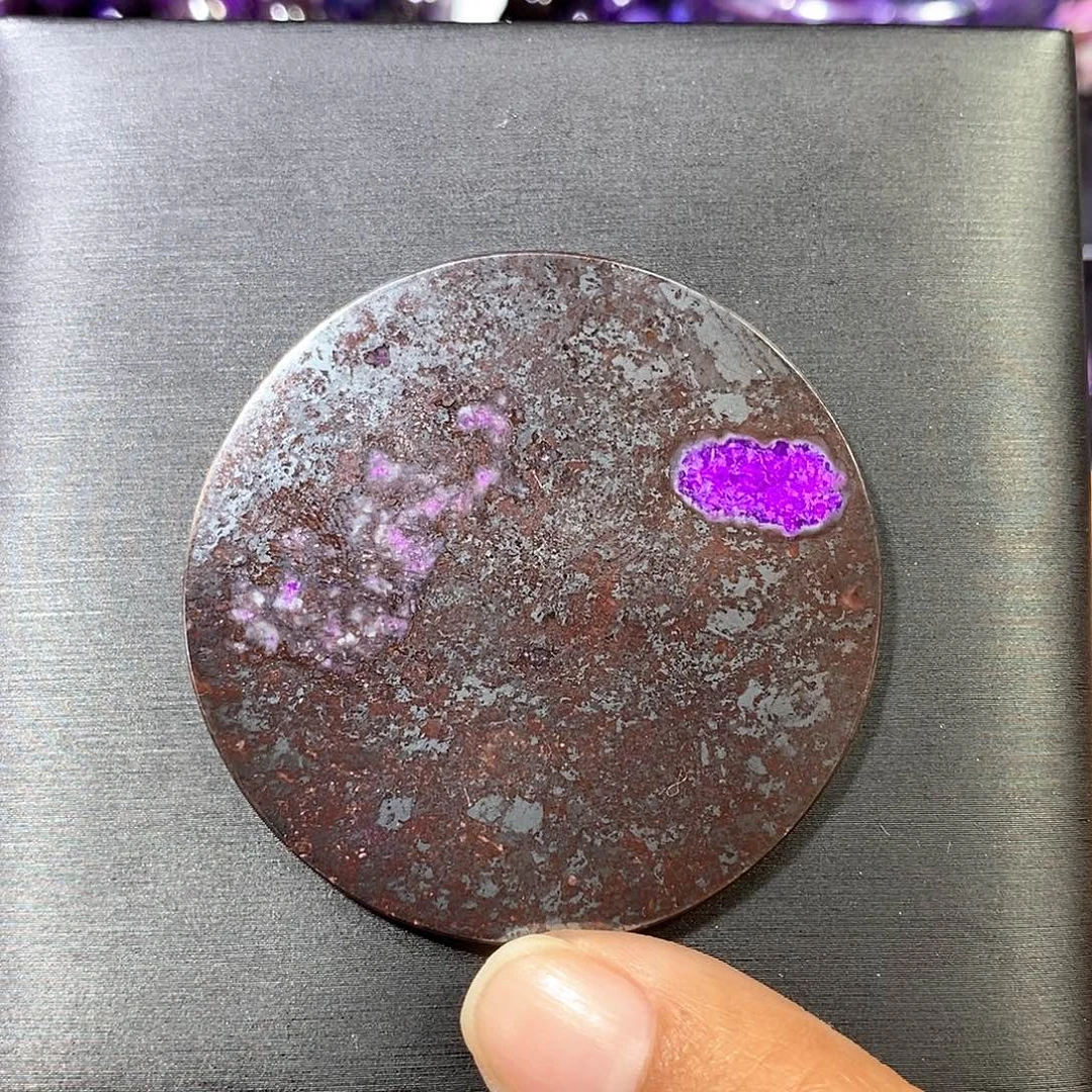 苏纪石（舒俱来）未镶嵌南非舒俱来丝绒圆牌