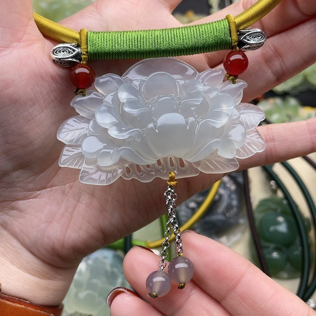 蛇纹石玉颈饰未镶嵌耿****2