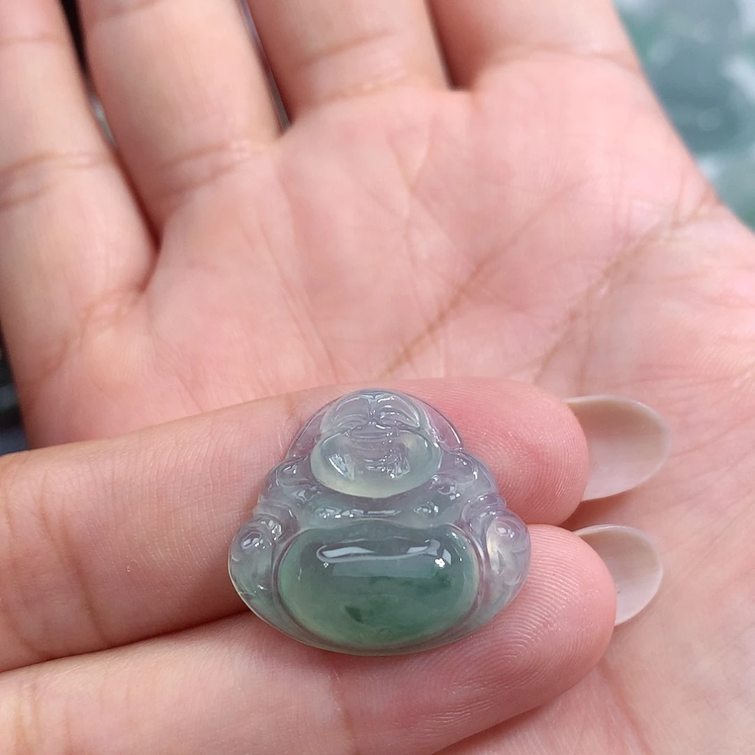 翡翠未镶嵌颈饰佛公