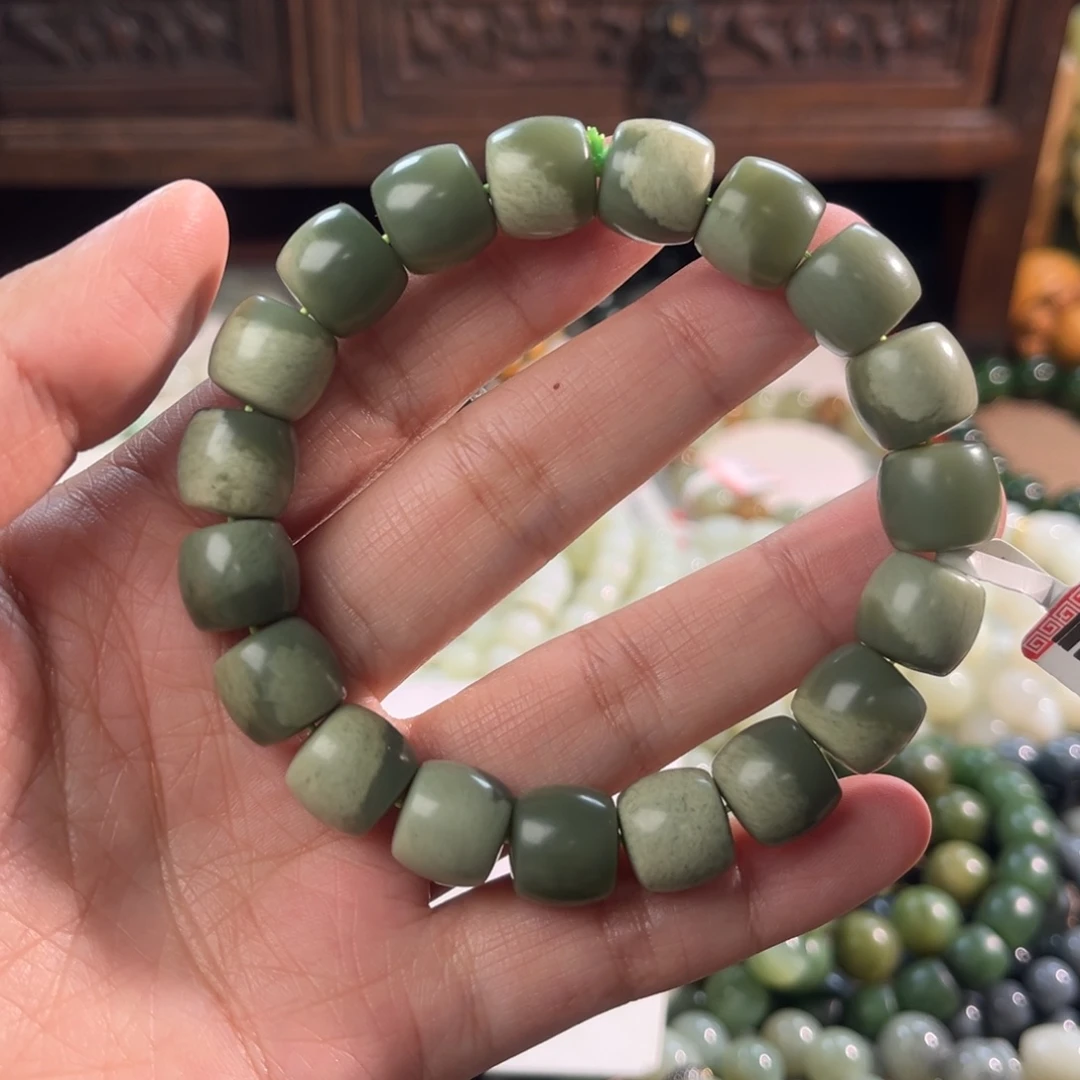 和田玉未镶嵌手链