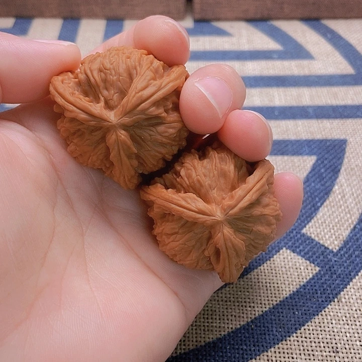 吊坠文玩核桃明****）三棱