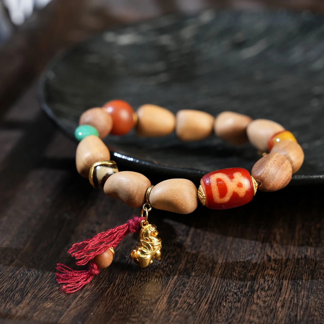 【壹芳珠宝】天然老山檀豆豆设计红肉财神手串