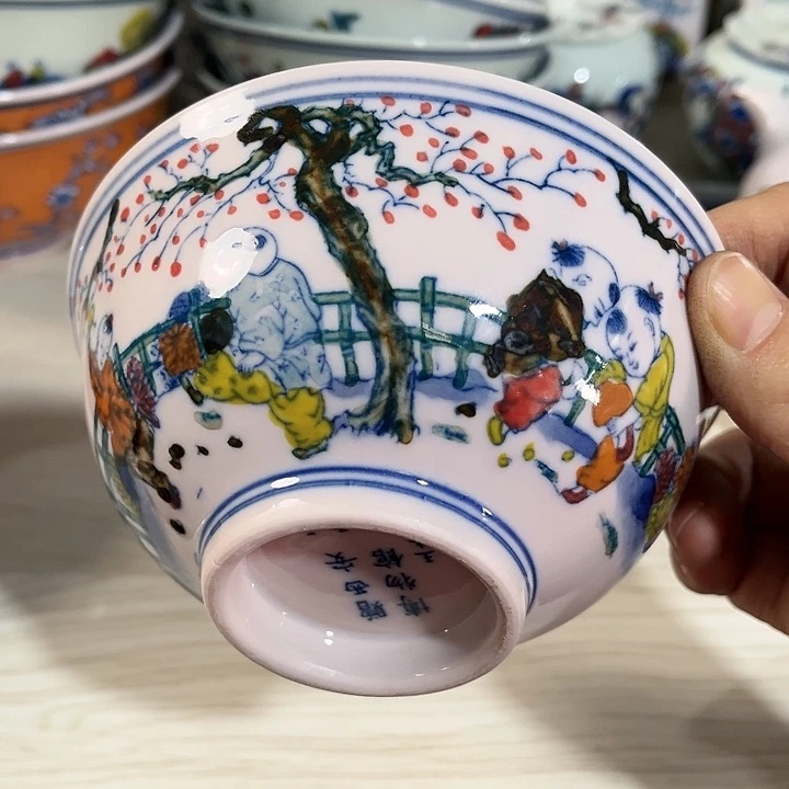 瓷片直径12.5厘米，红……