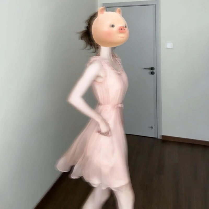 法式粉色无袖背心连衣裙子夏季2025新款财阀千金女装海边度假短裙