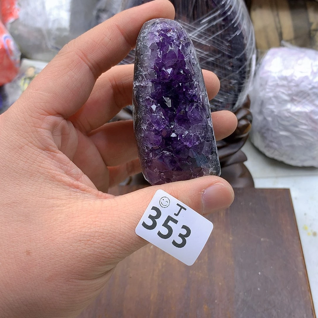 紫晶大型摆件（非配饰）未镶嵌