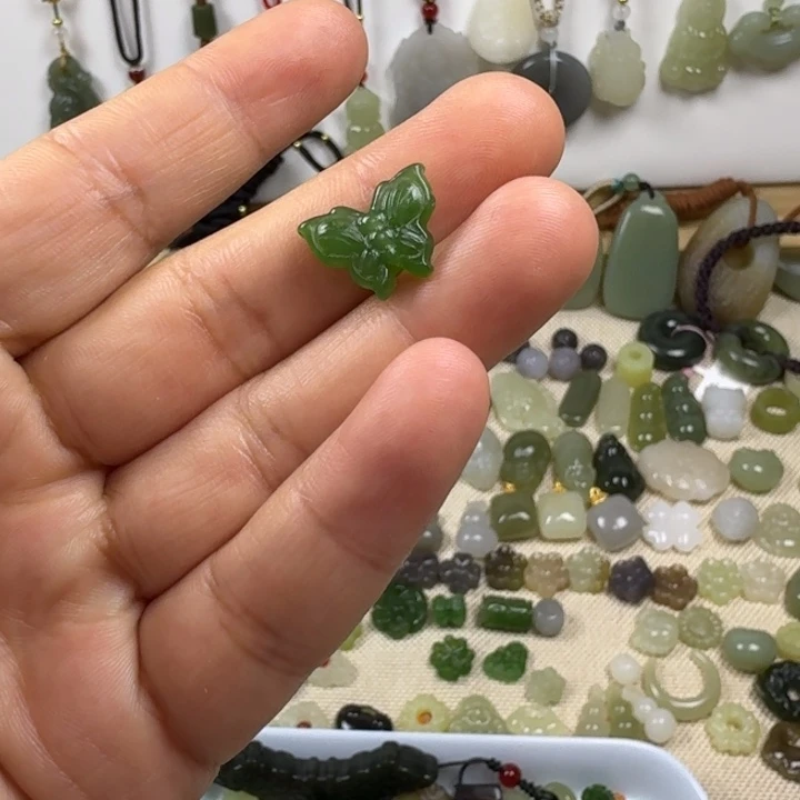 和田玉未镶嵌包链