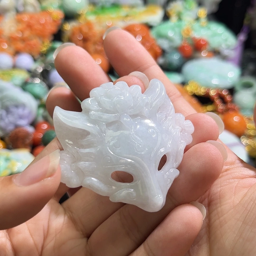 颈饰未镶嵌翡翠待编织