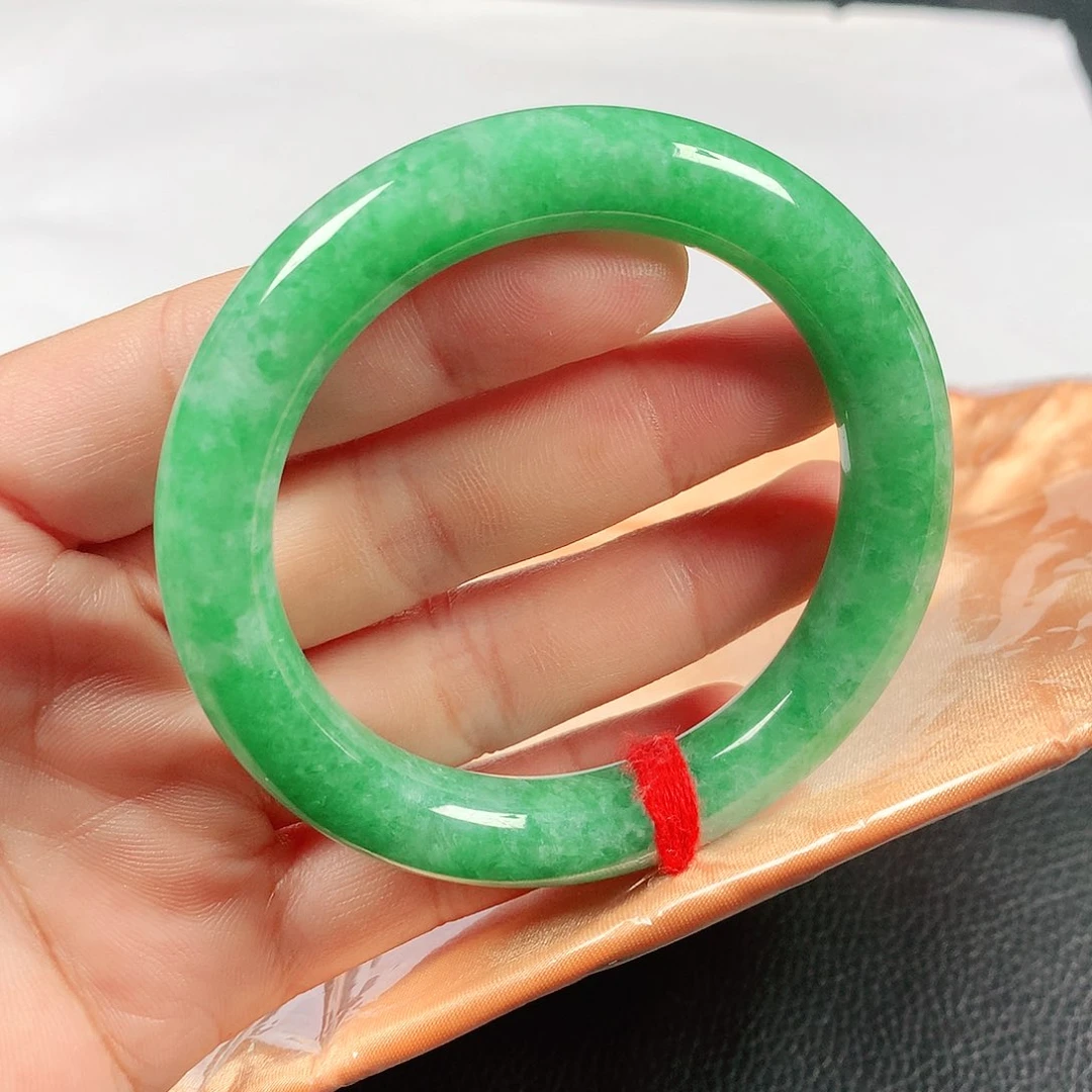 翡翠手镯未镶嵌53圈圆1147