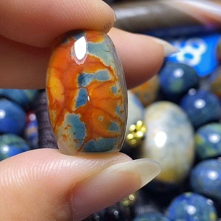 飞***）玛瑙/玉髓颈饰未镶嵌