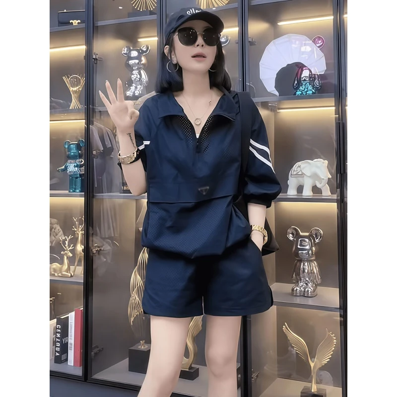 2025夏季高级感轻奢设计感半拉链短袖上衣高腰短裤时尚休闲套装女
