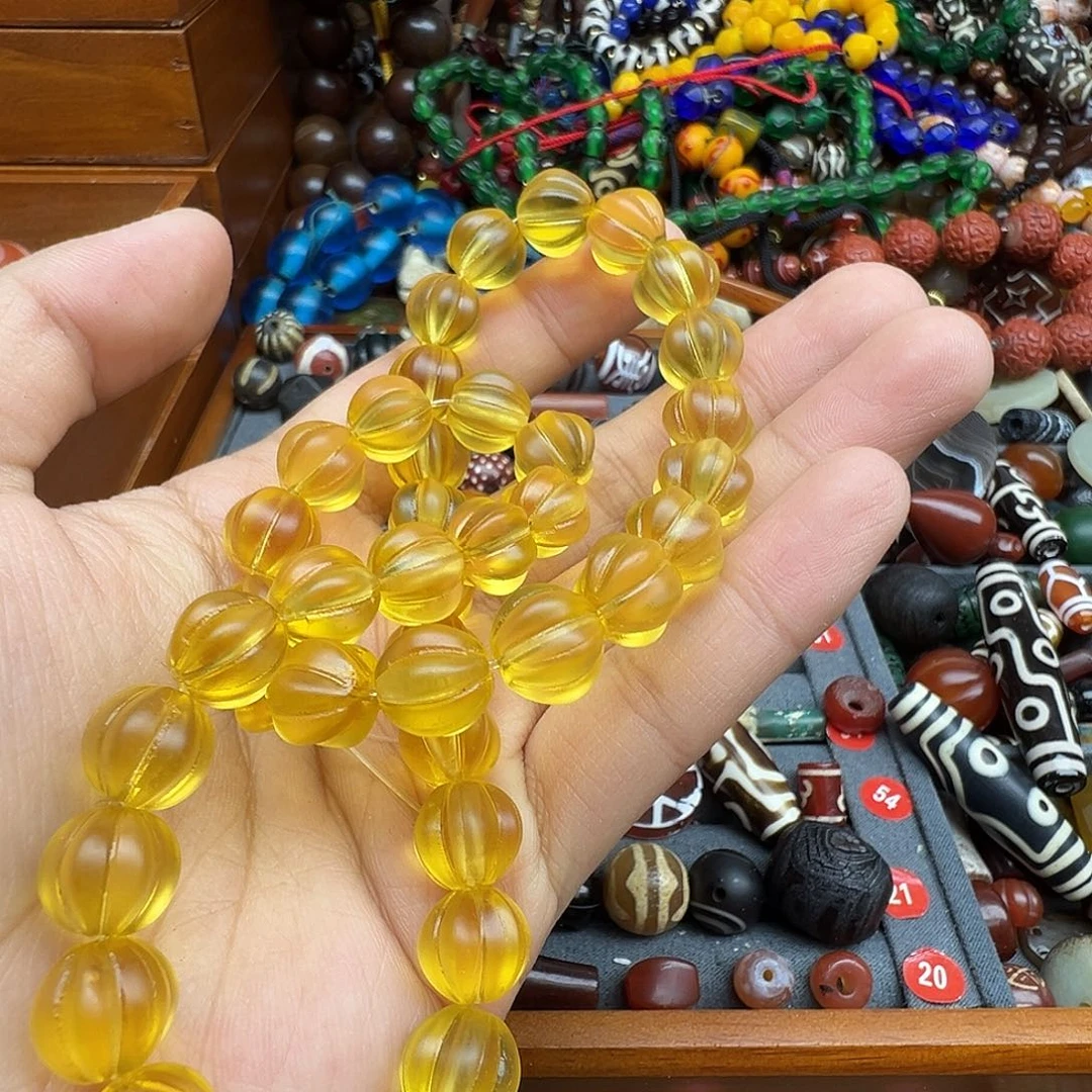 辉***子玛瑙/玉髓未镶嵌珠宝半成品