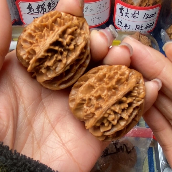 桃核吊坠状元冠38核桃