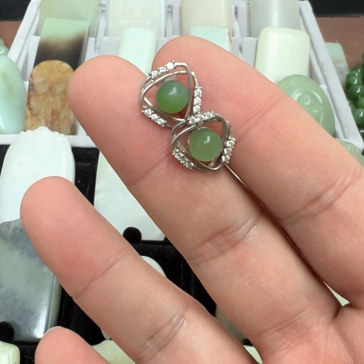 银S925镶嵌和田玉耳饰