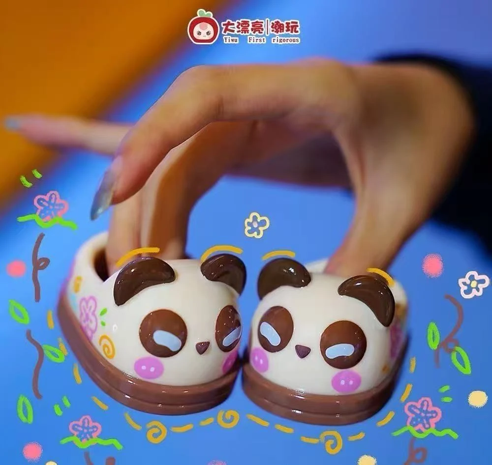 【九妹】娃三岁娃娃鞋潮玩盲盒直播拆袋【谁是鞋王】