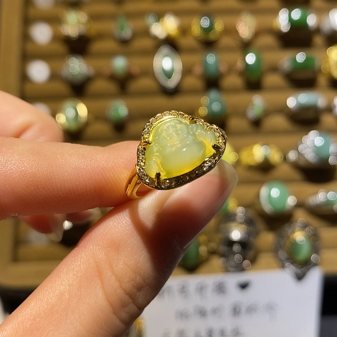 和田玉未镶嵌戒指