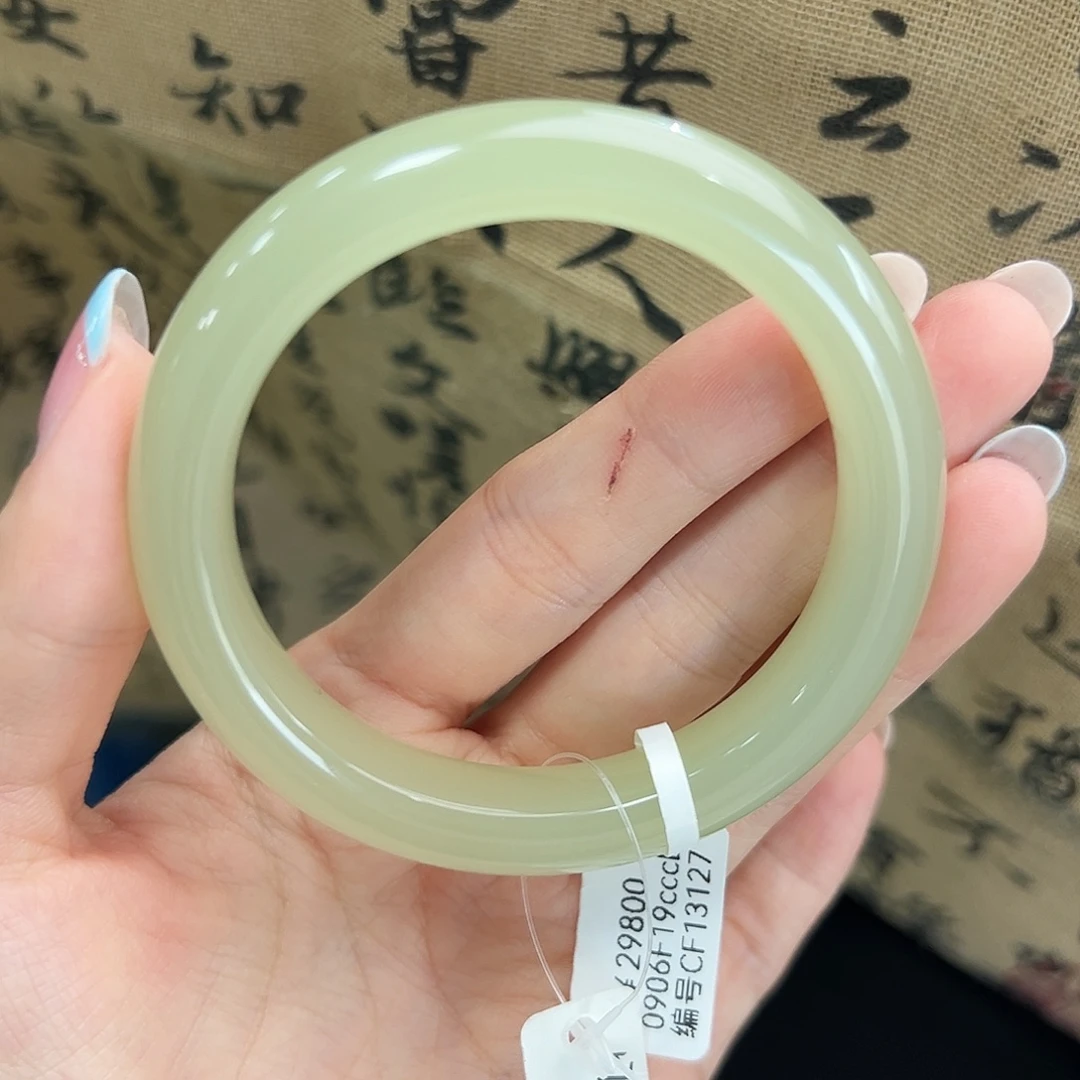 未镶嵌手镯和田玉高冰胶蜂蜜水 起猫烟光 毕业级 56