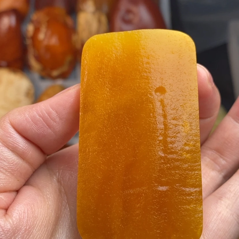 【闪购商品】定制琥珀裸石，。