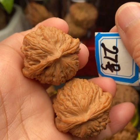 文玩核桃吊坠野生35