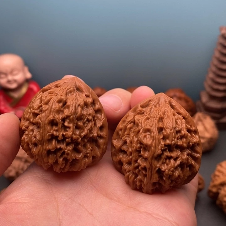 桃核吊坠南疆石38