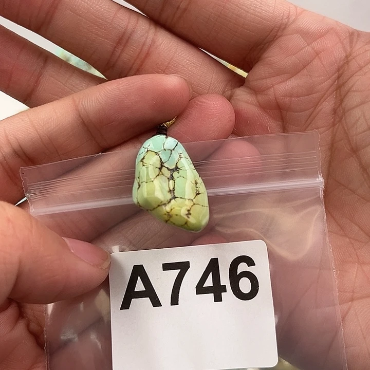 绿松石未镶嵌珠宝半成品