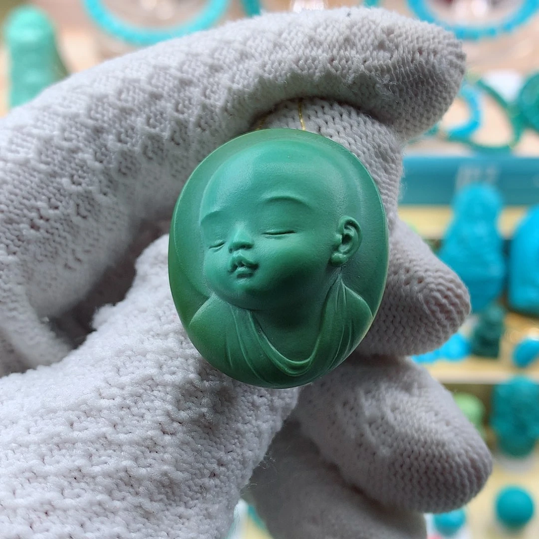 绿松石颈饰未镶嵌小*