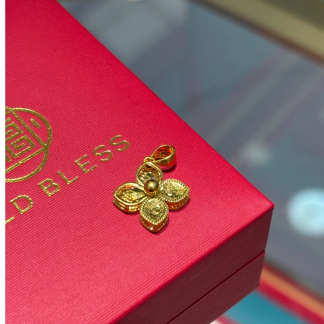 金邮送福 足金抛光亮面四叶花瓣吊坠 经典百搭时尚送人送礼