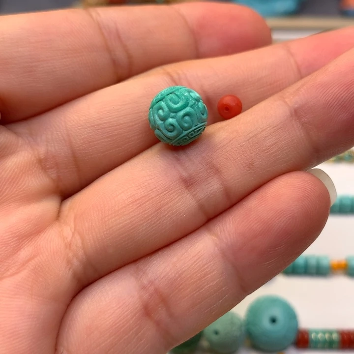 颈饰未镶嵌南红玛瑙