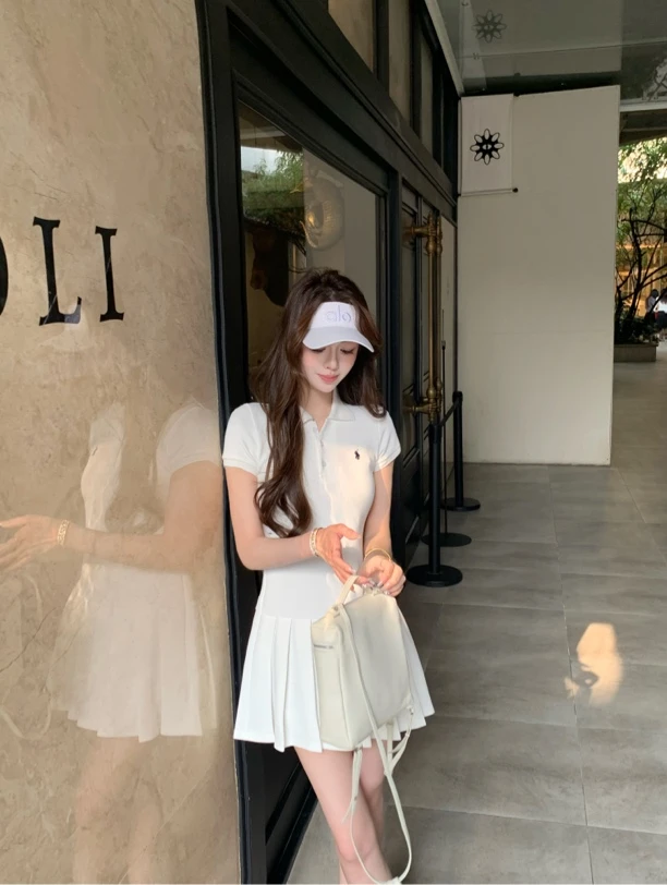 【剑桥周末】刺绣polo百褶连衣裙英伦休闲运动春夏长裙