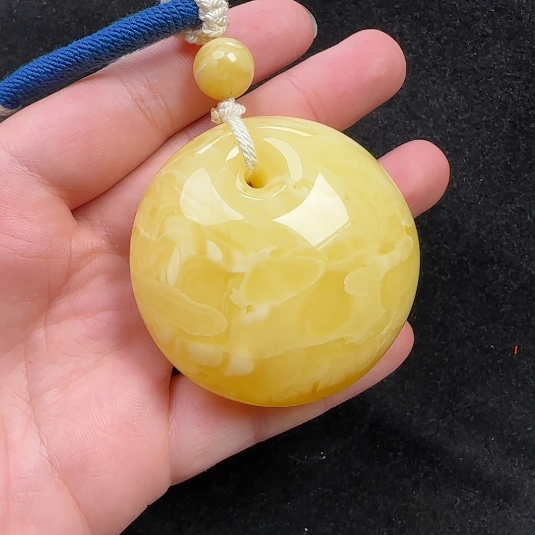 蜜蜡未镶嵌珠宝奇石
