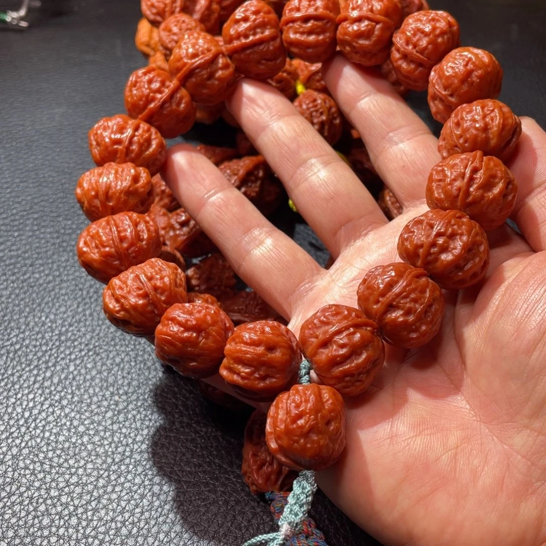 手串文玩核桃新年愿望