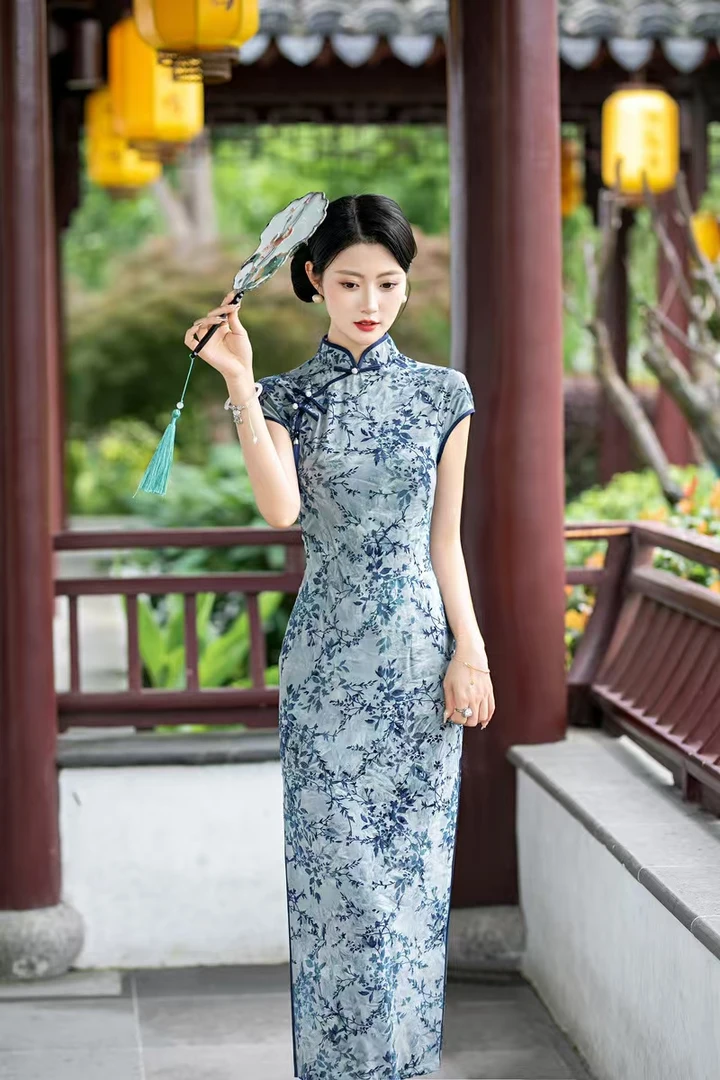 荷叶裙气质走秀春夏立领长裙旗袍蕾丝包臀裙少女日常