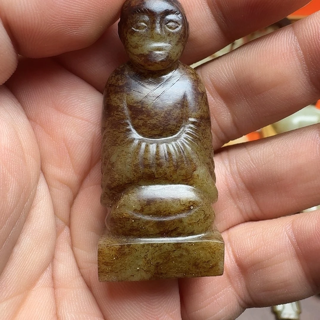 天***息和田玉（糖玉）未镶嵌挂件