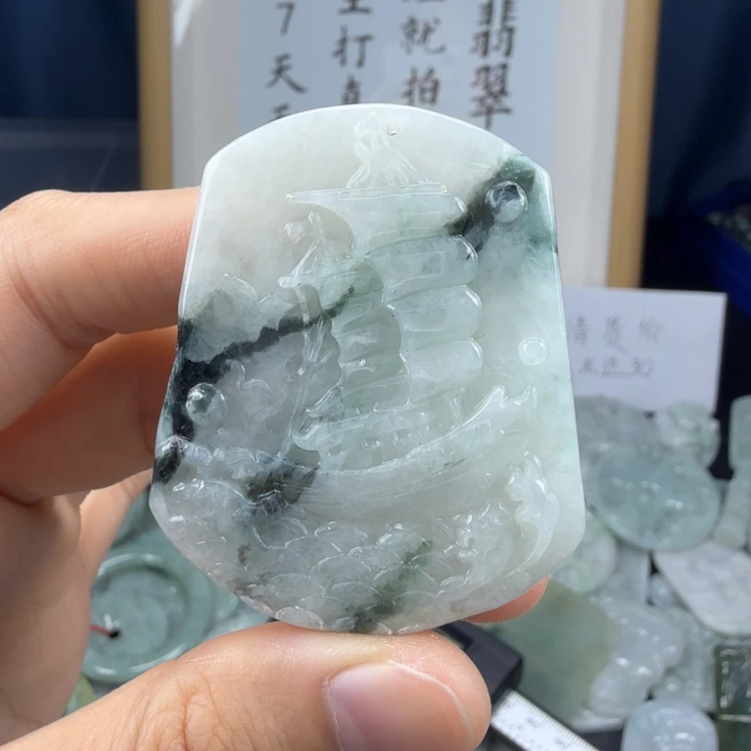 颈饰未镶嵌翡翠翡翠