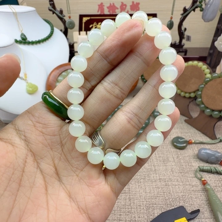 手串未镶嵌和田玉