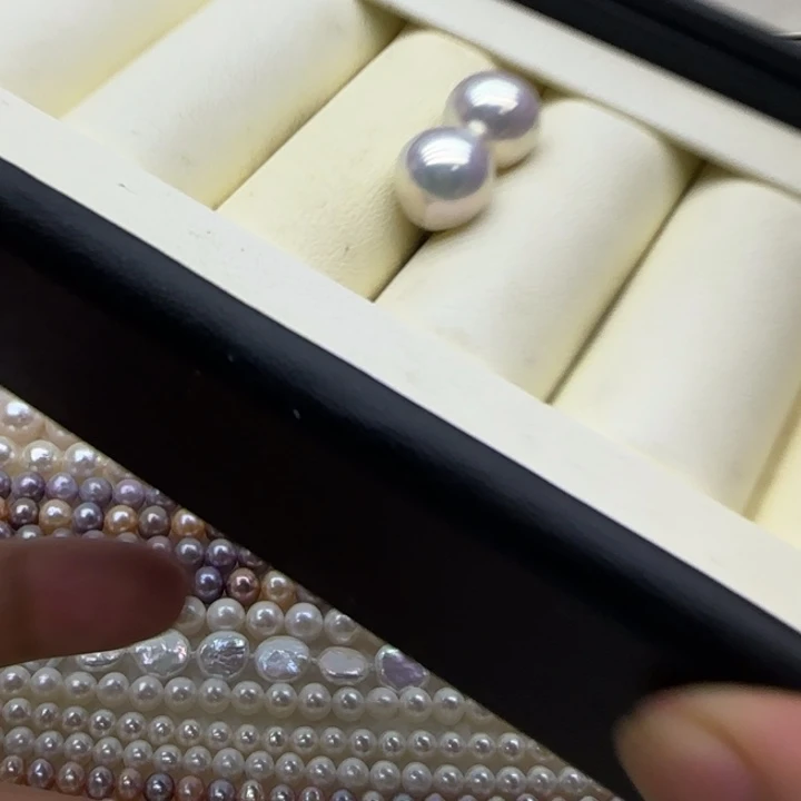 么***丹未镶嵌摆件淡水珍珠镜面耳钉11mm