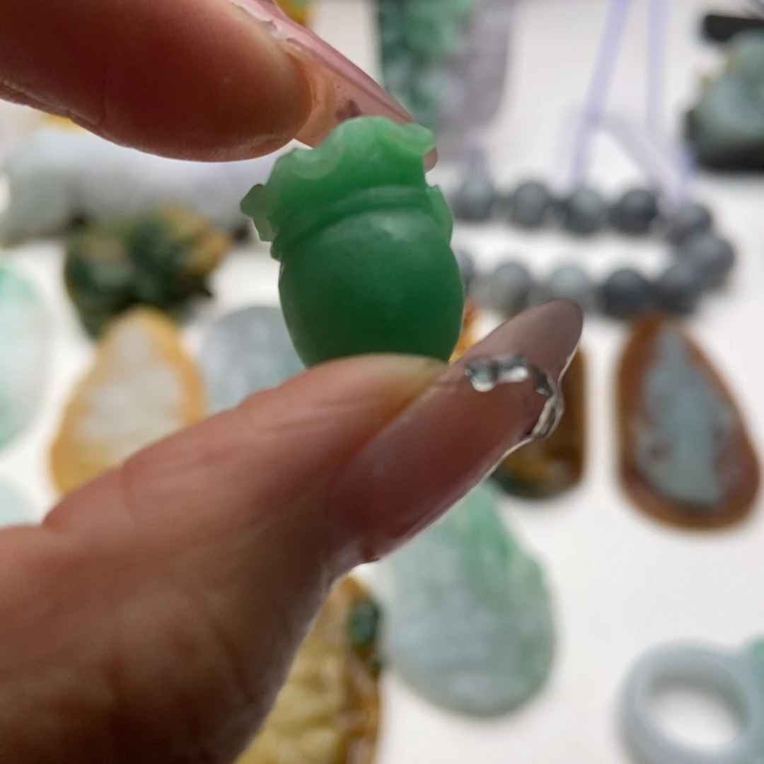 定制翡翠未镶嵌天然缅甸A货翡翠