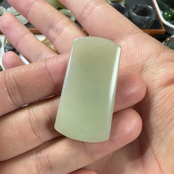 和田玉未镶嵌颈饰福利