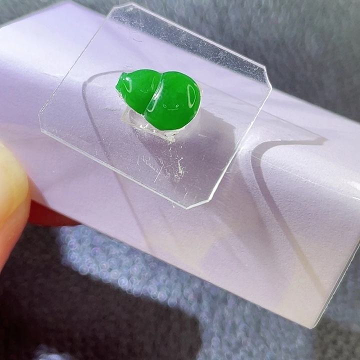 未镶嵌定制翡翠翡翠