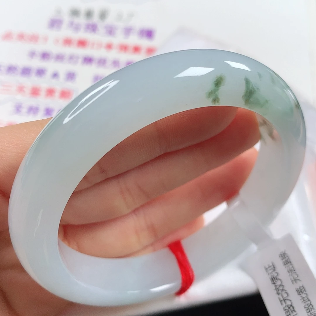 翡翠手镯未镶嵌小宽胎①⑥②⭐⭐⭐强推